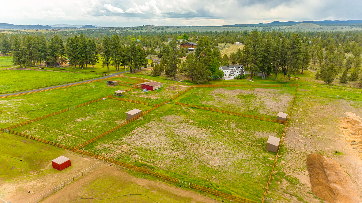 60359 Arnold Market Road Bend, OR 97702 - Photo 63 of 64 4 pastures with new fencing, electric hot wire, run-in shelters and arnold irrigation