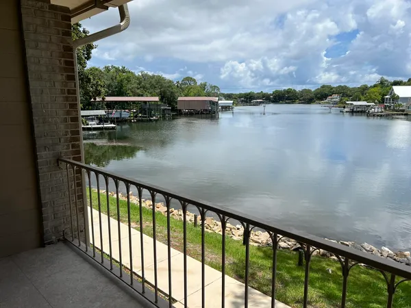 $149,900 | 210 Pelham Road, Unit 111B, Fort Walton Beach, FL 32547