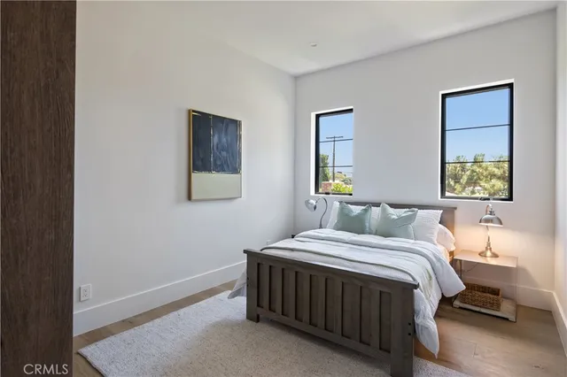 $21,000 | 5222 Ventura Canyon Avenue, Sherman Oaks, CA 91401