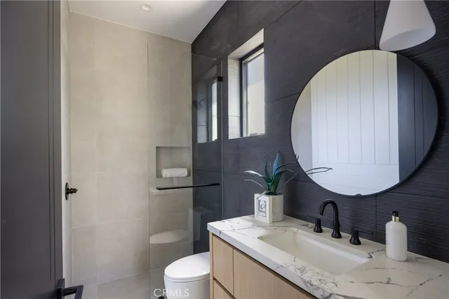 $21,000 | 5222 Ventura Canyon Avenue, Sherman Oaks, CA 91401