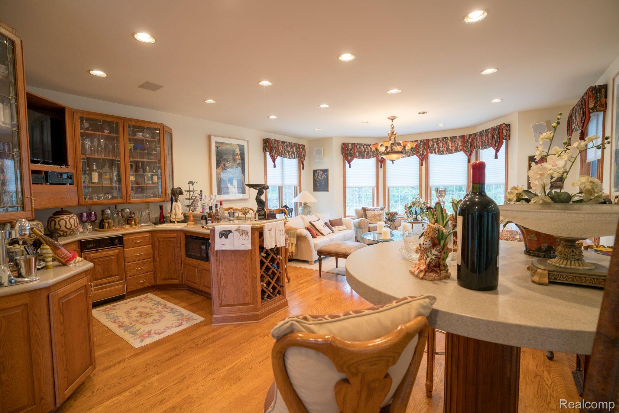 8543 Bridge Road Grosse Ile, MI 48138 - Photo 22 of 53 Billiards Room