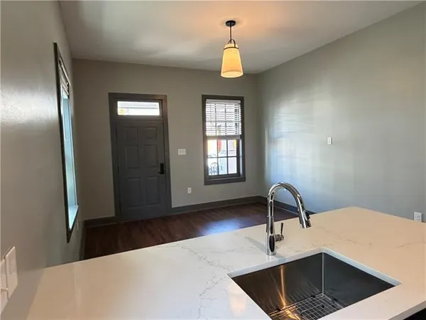 $1,850 | 826 Sixth Street, New Orleans, LA 70115