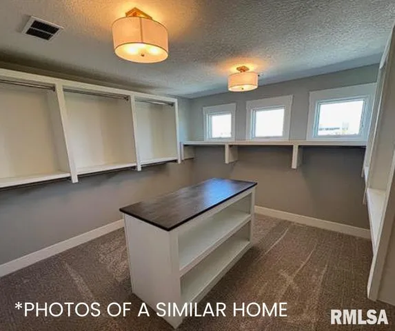 $850,000 | 6414 Pelican Street, Bettendorf, IA 52722