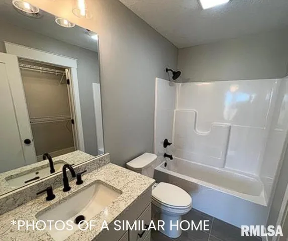 $850,000 | 6414 Pelican Street, Bettendorf, IA 52722