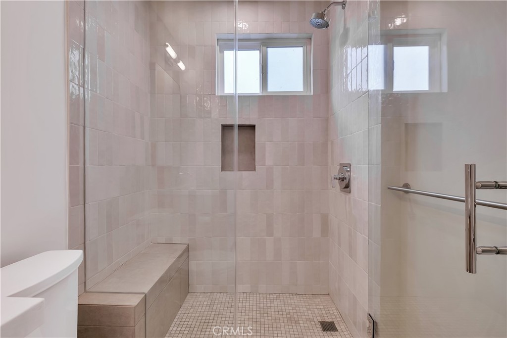 1034 Grant Street, Unit 1R Santa Monica, CA 90405 - Photo 12 of 19