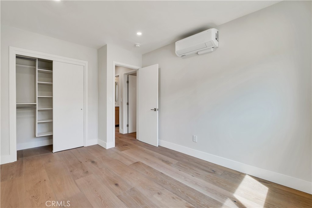 1034 Grant Street, Unit 1R Santa Monica, CA 90405 - Photo 17 of 19