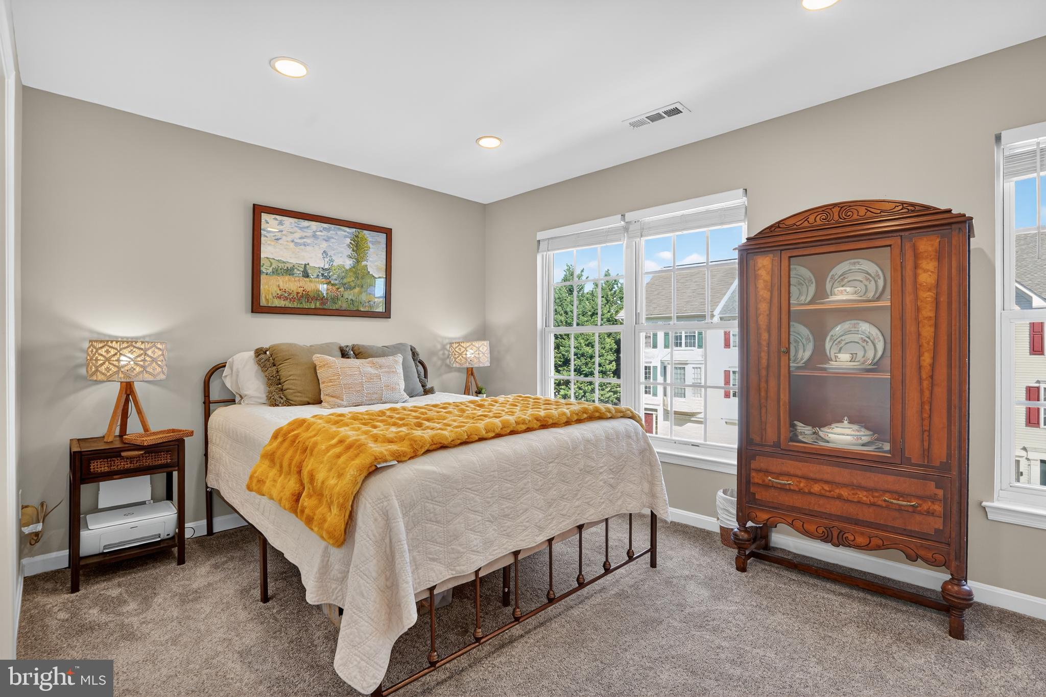 45445 Timber Trail Square Sterling, VA 20164 - Photo 18 of 38 a bedroom with a bed and a window