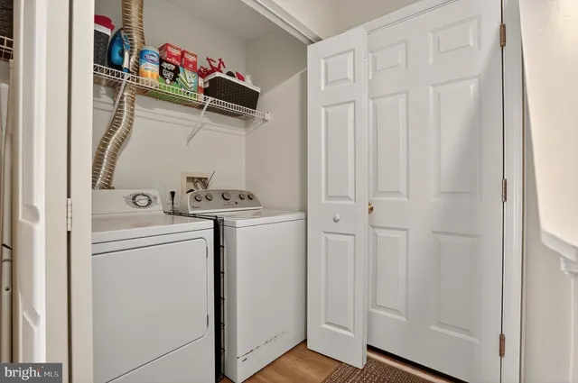 $579,990 | 45445 Timber Trail Square, Sterling, VA 20164