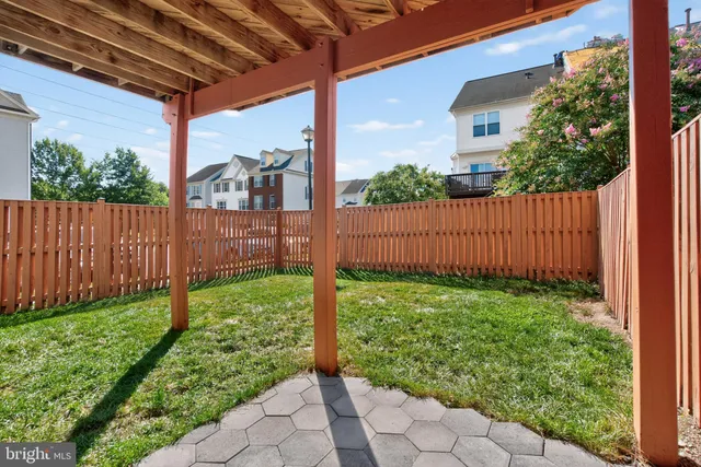 $579,990 | 45445 Timber Trail Square, Sterling, VA 20164