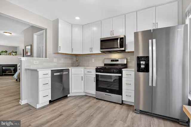 $579,990 | 45445 Timber Trail Square, Sterling, VA 20164