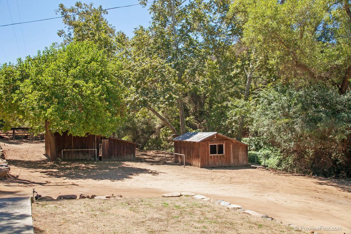 11401 Betsworth Road Valley Center, CA 92082 - Photo 22 of 24