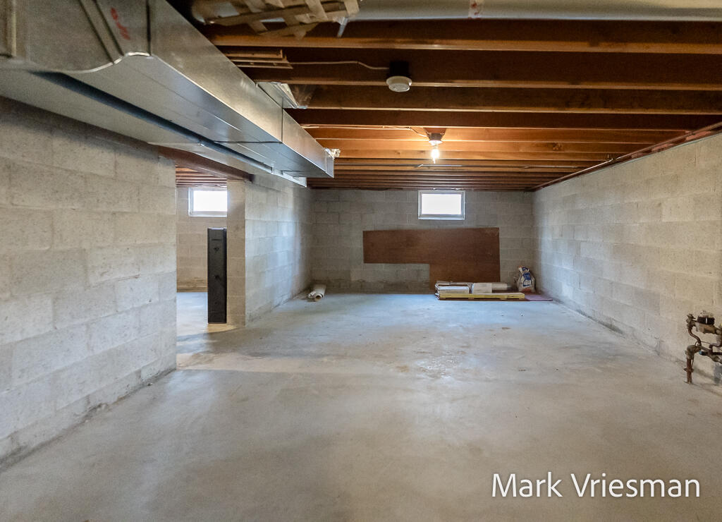 16600 West Fruitport Road Spring Lake, MI 49456 - Photo 47 of 52 16600HemlockDr-48LoRes