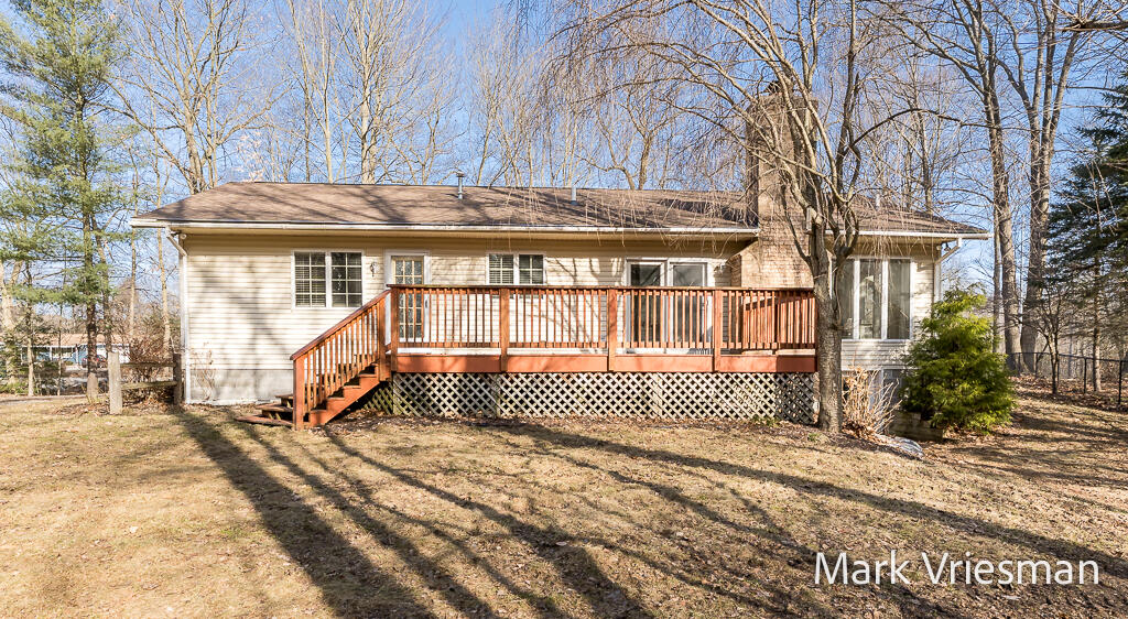 16600 West Fruitport Road Spring Lake, MI 49456 - Photo 5 of 52 16600HemlockDr-5LoRes