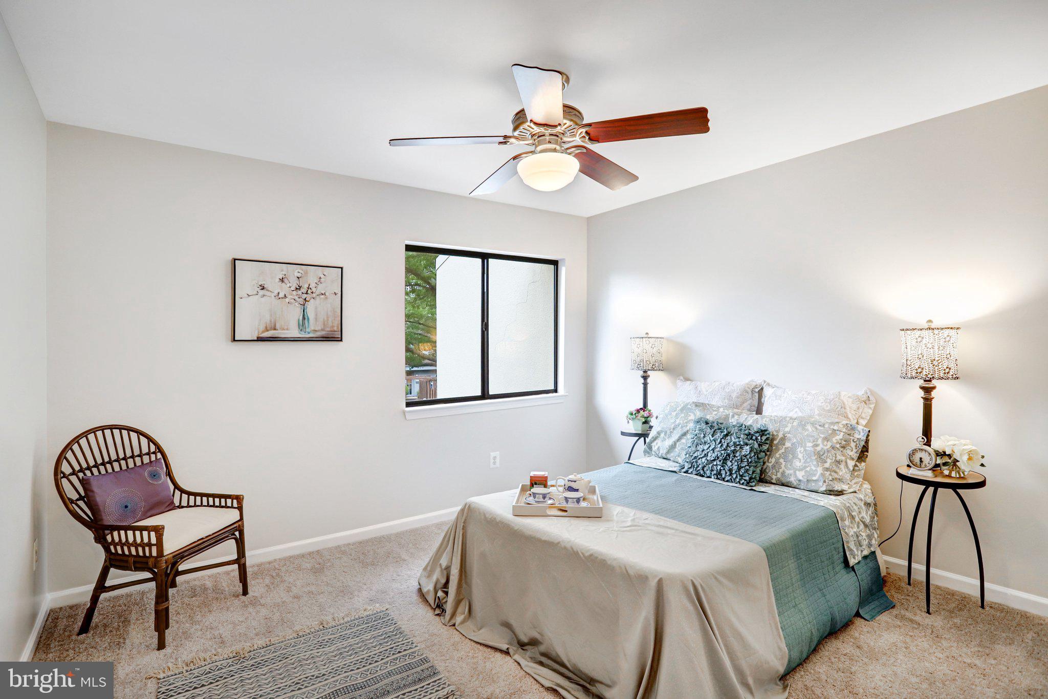 2205 Southgate Square, Unit 2205 Reston, VA 20191 - Photo 14 of 39 Large Primary Bedroom