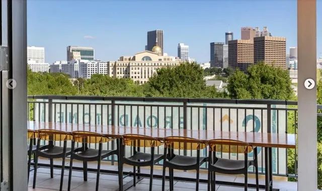 $2,000 | 100 Fulton Street Southeast, Unit 3101, Atlanta, GA 30312