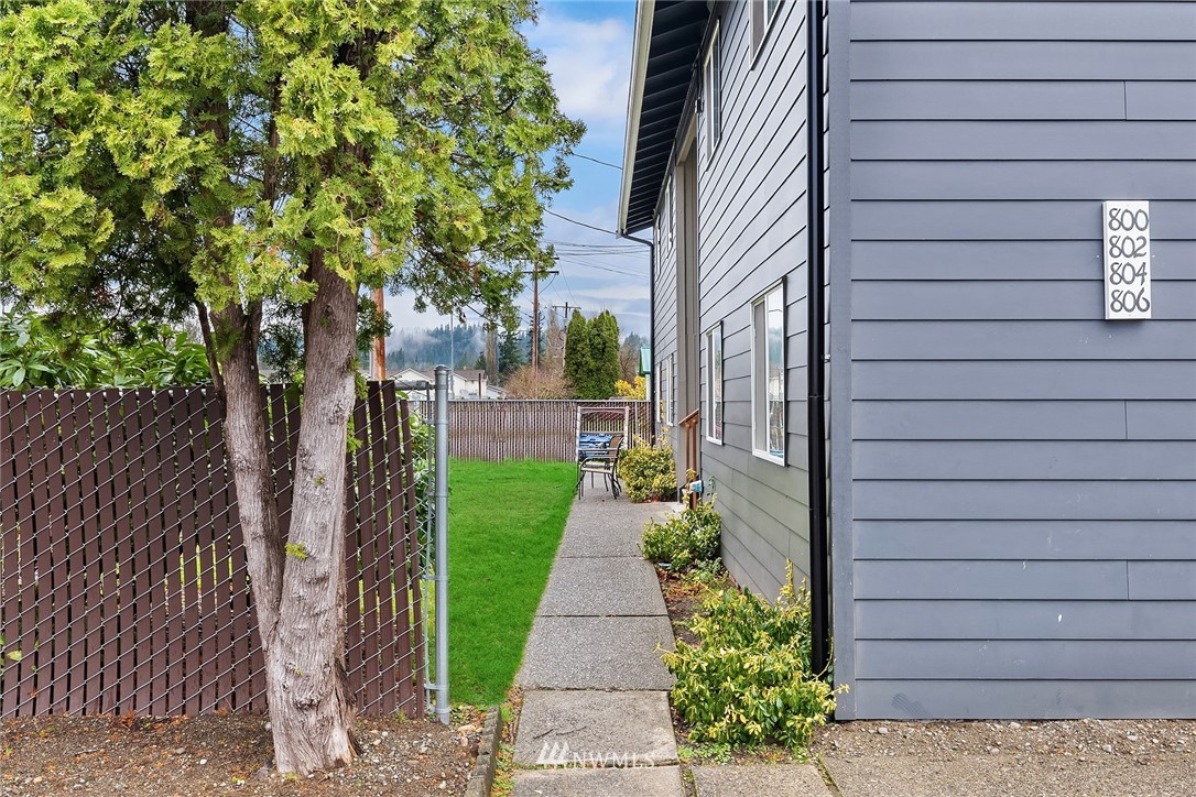 800 4th Street Sultan, WA 98294 - Photo 29 of 38 a view of a pathway with a house