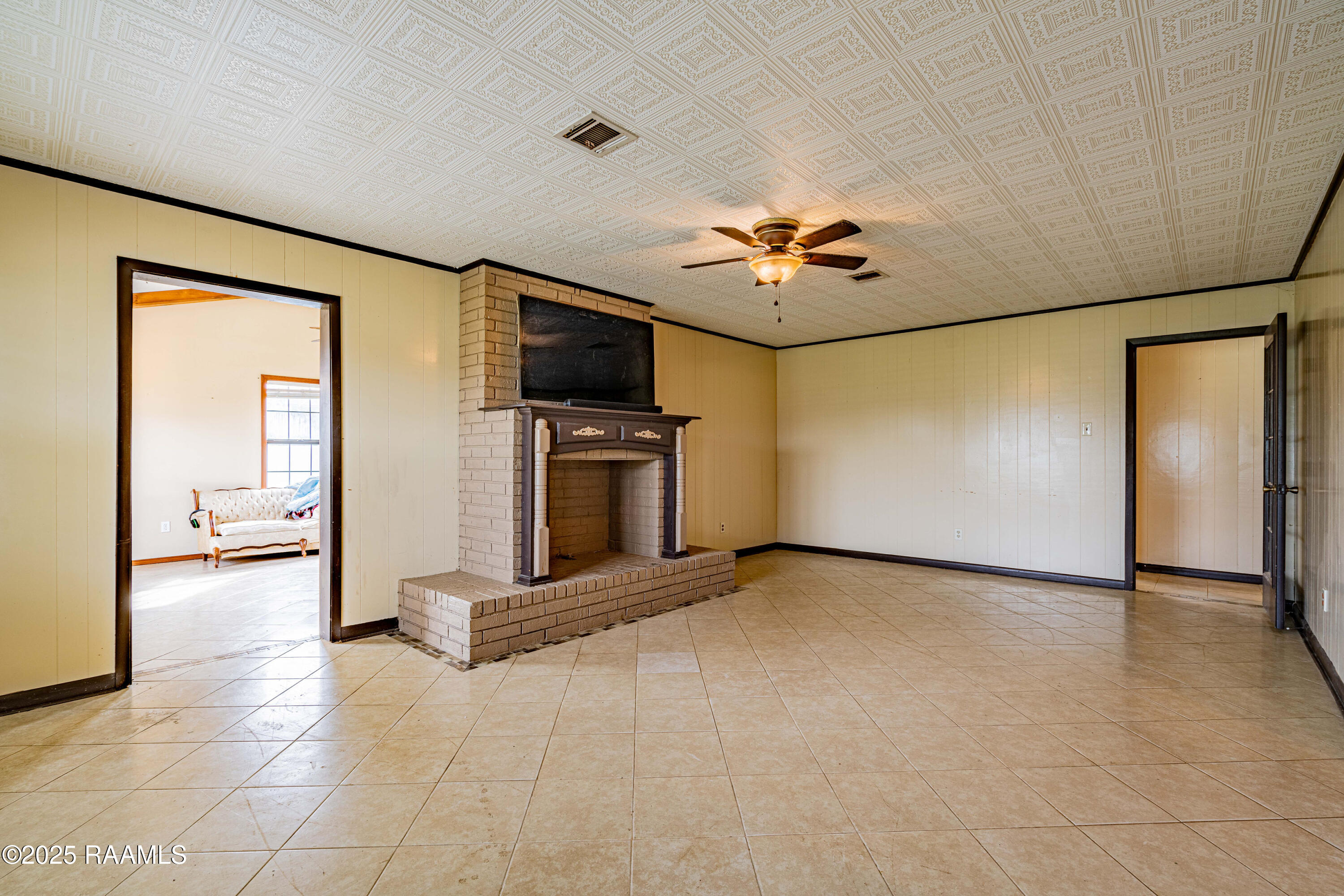 1569 Fuselier Road Mamou, LA 70554 - Photo 5 of 25 SH_09439-HDR