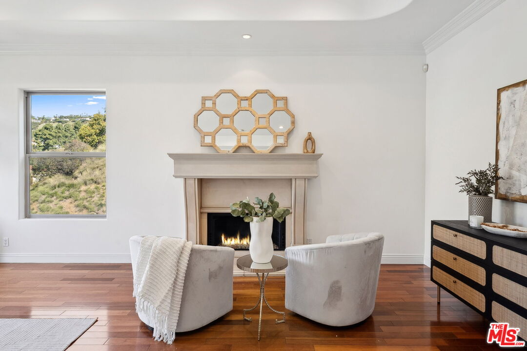 8031 Floral Avenue Los Angeles, CA 90046 - Photo 23 of 34