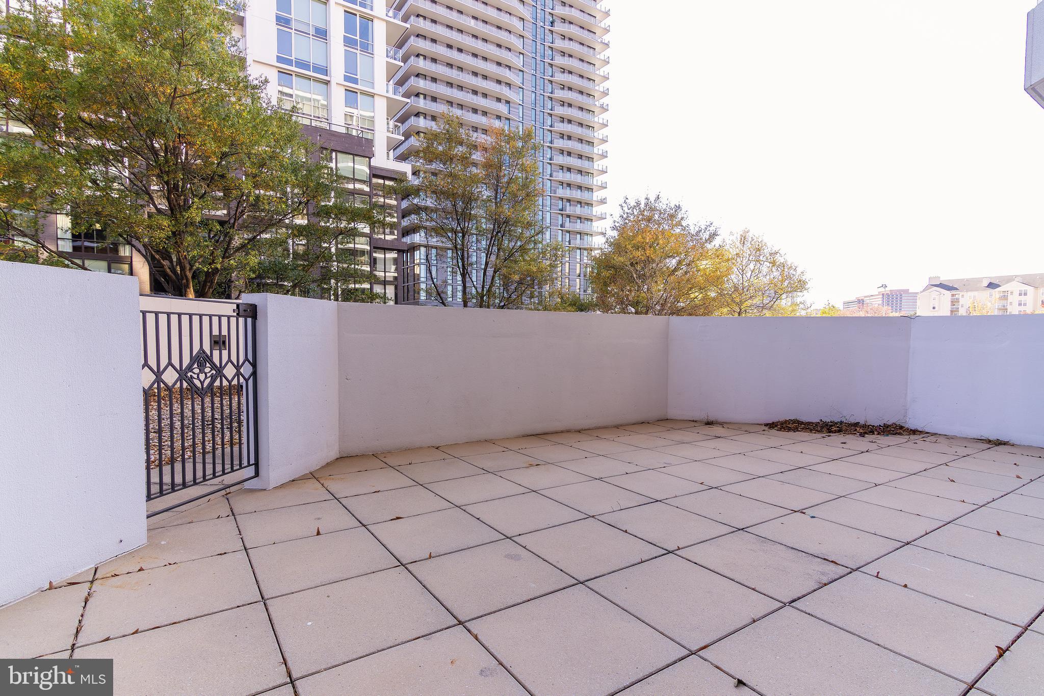 1530 Key Boulevard, Unit 205 Arlington, VA 22209 - Photo 20 of 33 a view of a terrace