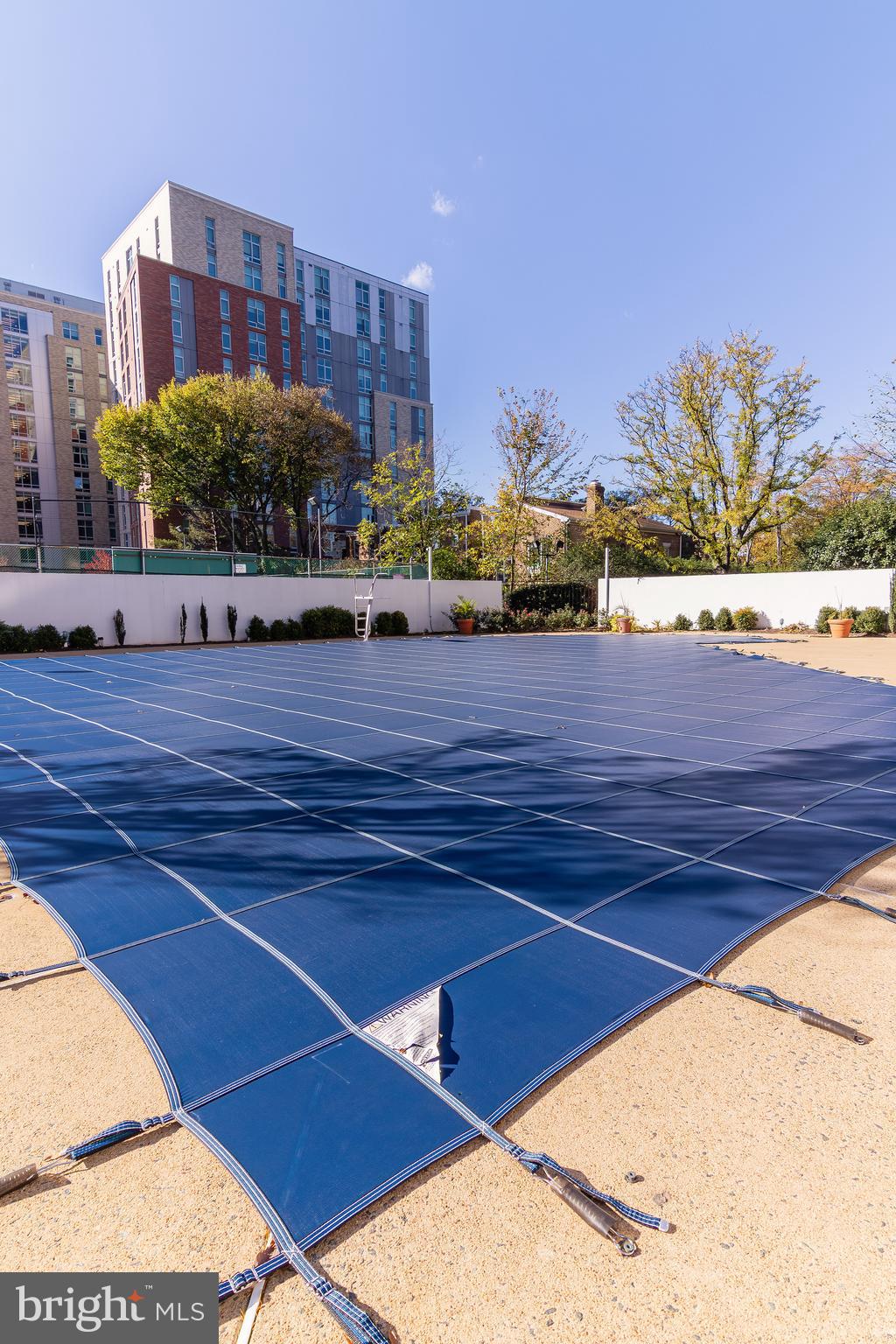 1530 Key Boulevard, Unit 205 Arlington, VA 22209 - Photo 8 of 33 a view of a city from a terrace