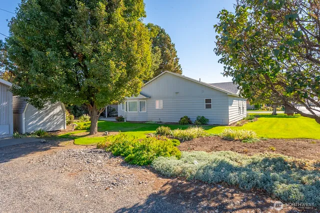 $399,000 | 221 K Street Southwest, Quincy, WA 98848