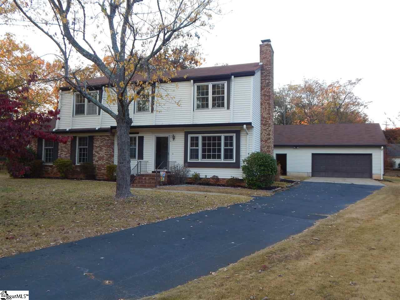 5010 Raintree Lane Greenville, SC 29615 - Photo 2 of 34 Gallery Image 2