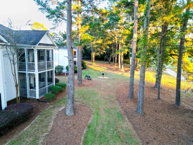 $300,000 | 184 Golfview Lane, Summerville, SC 29485