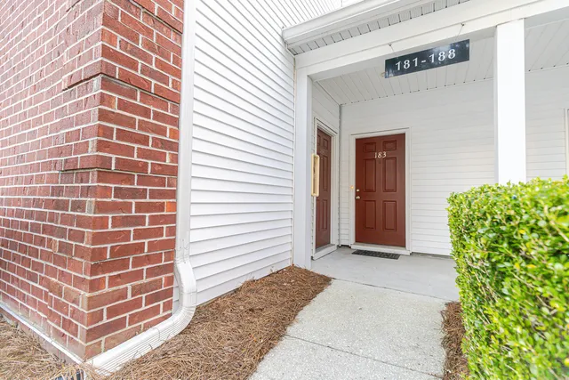 $300,000 | 184 Golfview Lane, Summerville, SC 29485