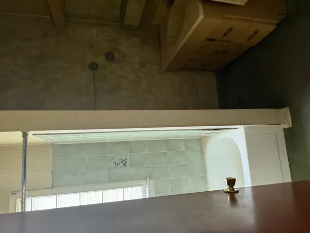 $127,999 | 16707 Dixie Highway, Hazel Crest, IL 60429