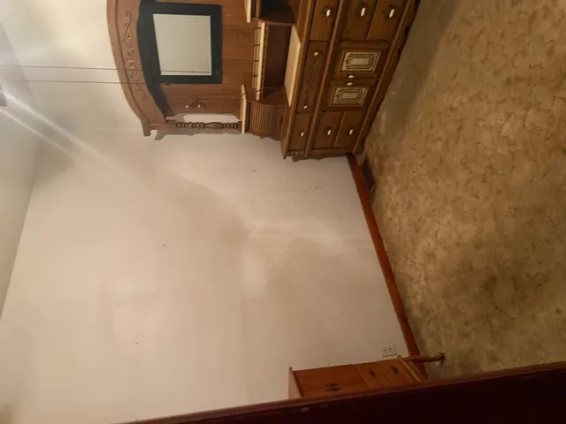 $127,999 | 16707 Dixie Highway, Hazel Crest, IL 60429