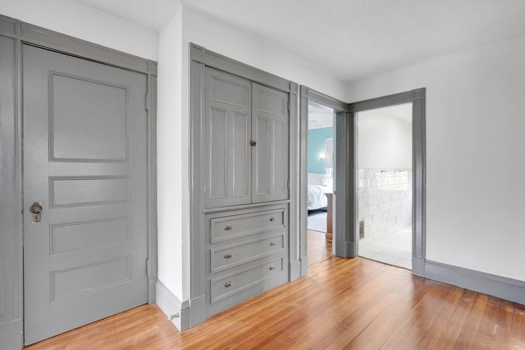 227 Forest Park Avenue Springfield, MA 01108 - Photo 20 of 42