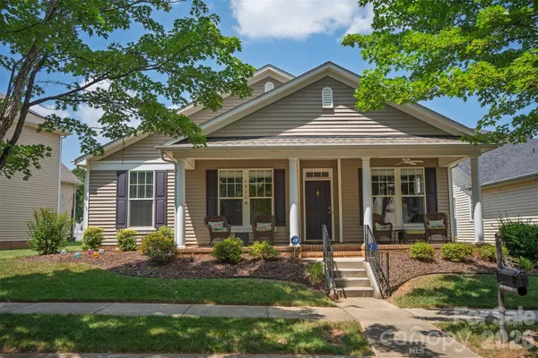 $460,000 | 15718 Seafield Lane, Huntersville, NC 28078