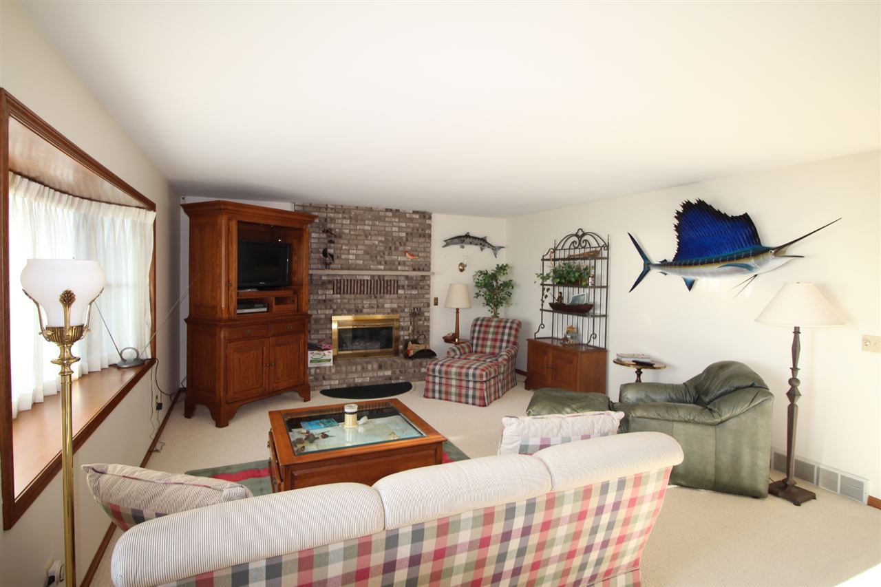 283 South Linwood Beach Road Linwood, MI 48634 - Photo 10 of 17
