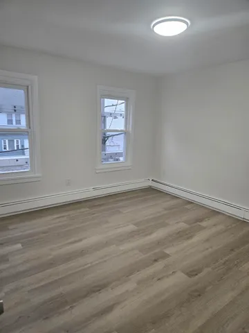 $2,100 | 308 Lincoln Avenue, Unit 2, Lyndhurst, NJ 07071