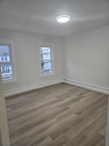 $2,100 | 308 Lincoln Avenue, Unit 2, Lyndhurst, NJ 07071