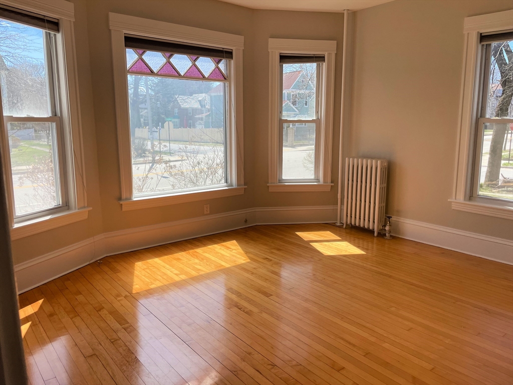 29 June Street, Unit 1 Worcester, MA 01602 - Photo 3 of 12