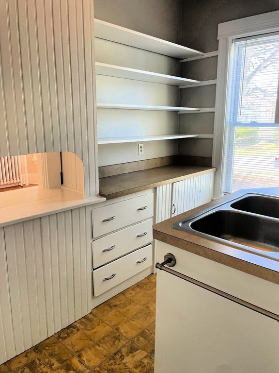 29 June Street, Unit 1 Worcester, MA 01602 - Photo 7 of 12