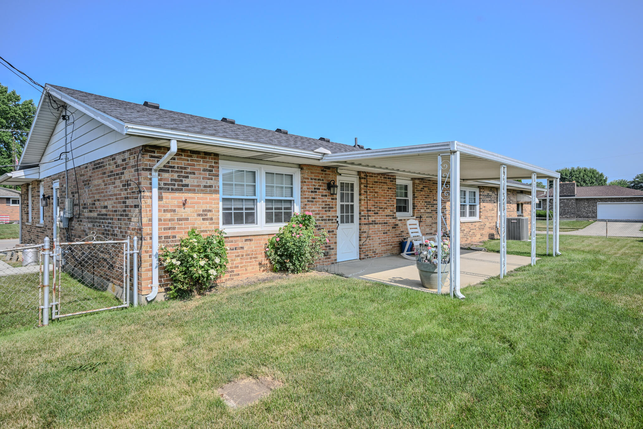5326 West Ridgewood Road Springfield, OH 45503 - Photo 27 of 37 20260720-5326 W Ridgewood Rd-030