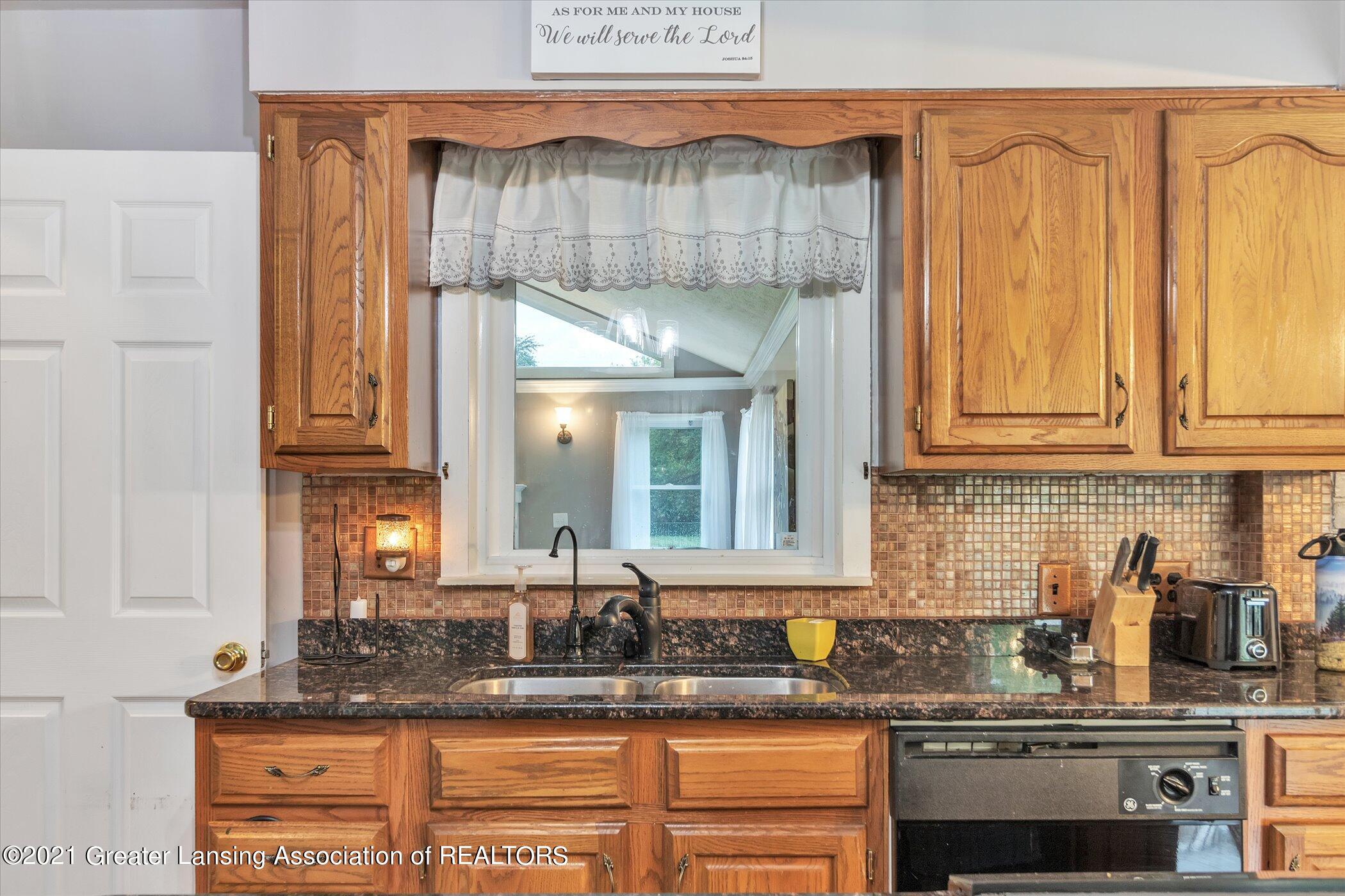 14104 South Wacousta Road Grand Ledge, MI 48837 - Photo 15 of 50 17-14104-Wacousta-Rd-WindowStill-Real-Es