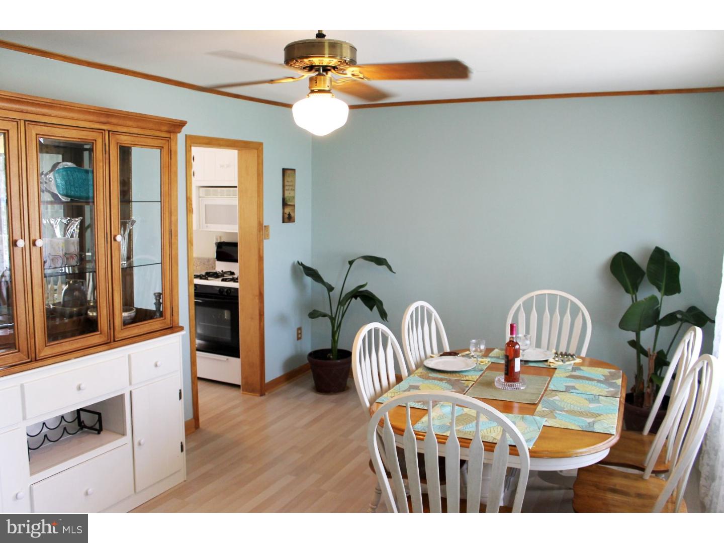 1031 Harding Road Southampton, PA 18966 - Photo 3 of 25 Dining Room
