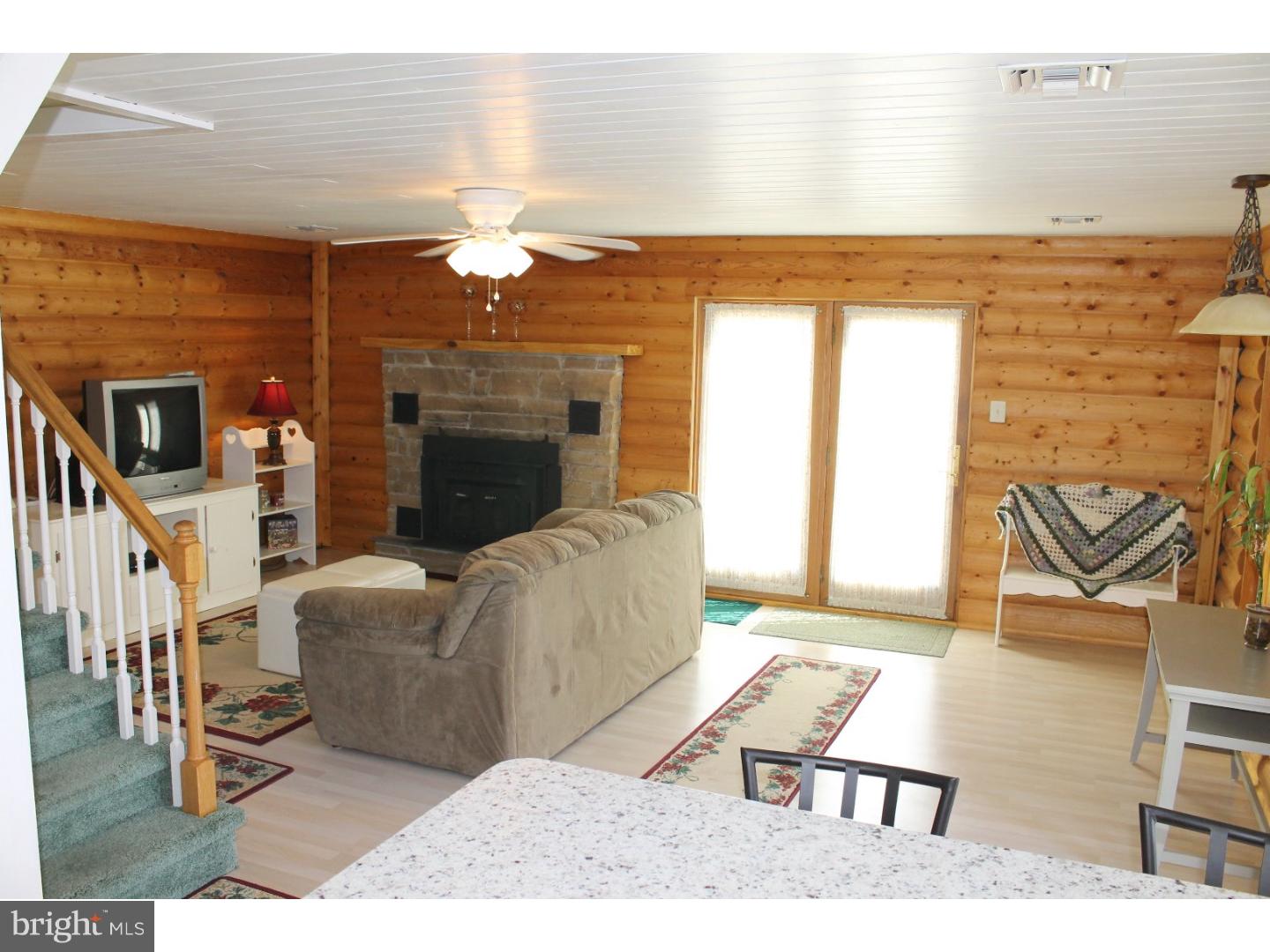 1031 Harding Road Southampton, PA 18966 - Photo 5 of 25 Great Room