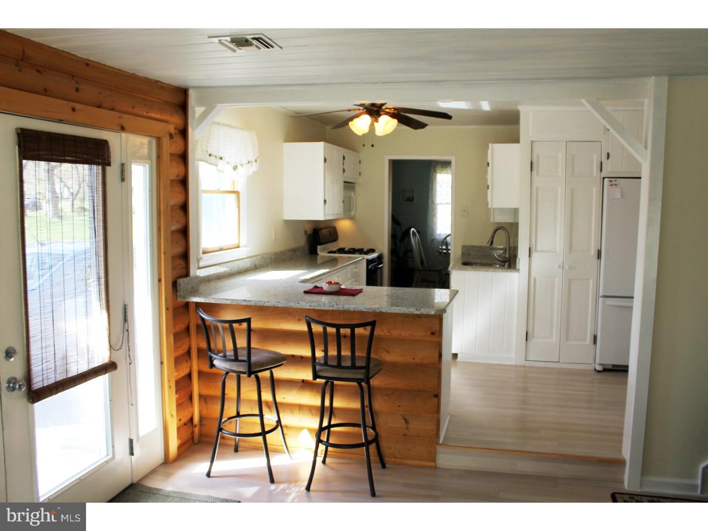 1031 Harding Road Southampton, PA 18966 - Photo 6 of 25 Kitchen