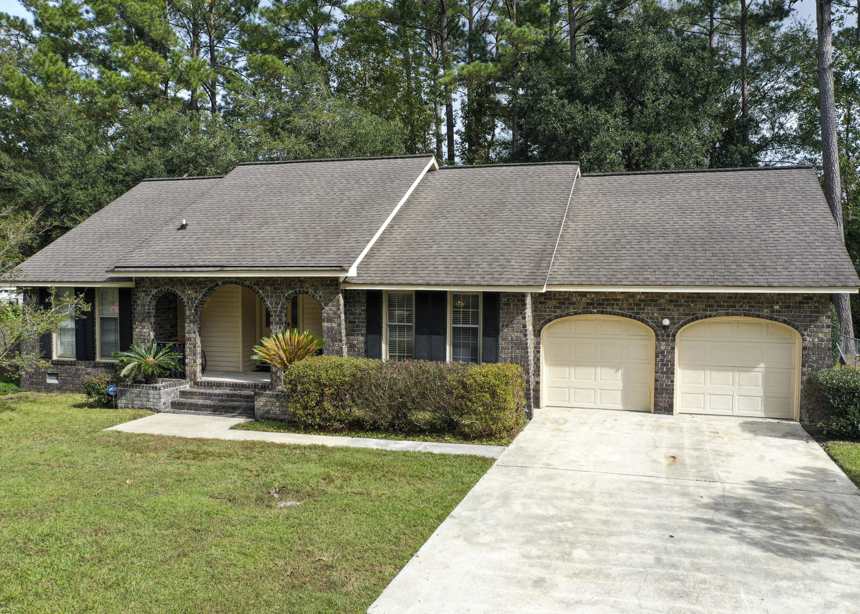 200 Brailsford Road Summerville, SC 29485 - Photo 1 of 15 BA14