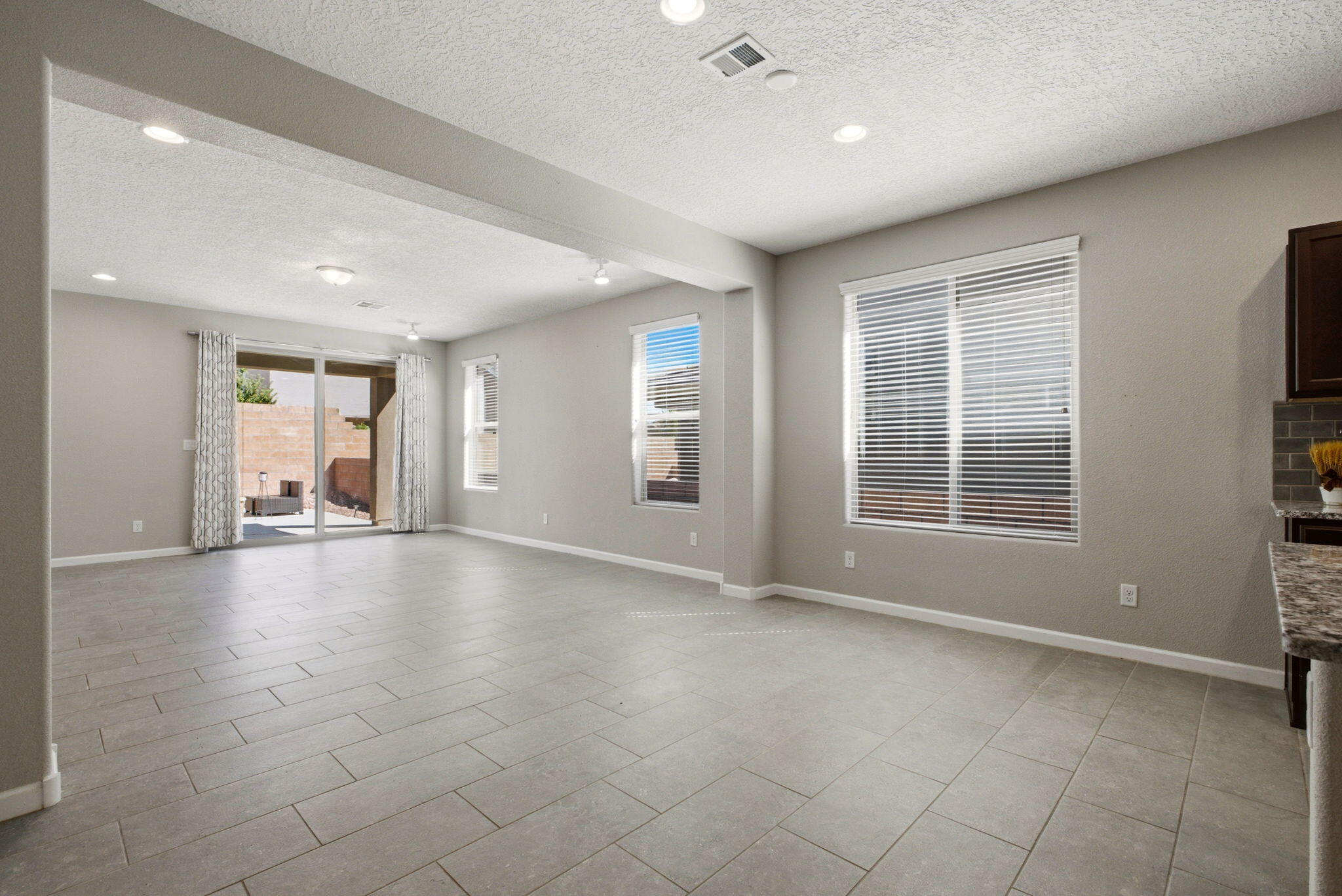 3106 Allyson Way Northeast Rio Rancho, NM 87144 - Photo 15 of 42 Gallery Image 15