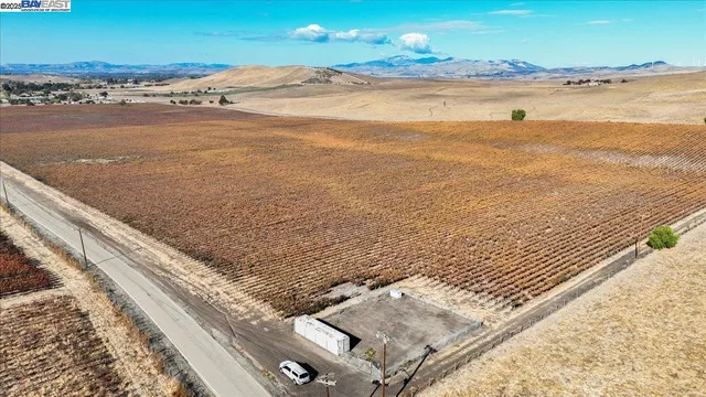 $3,999,950 | 9846 Reuss Road, Livermore, CA 94550
