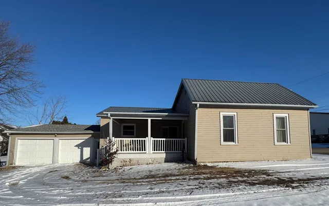 $165,000 | 115 North Grand Street, Livingston, WI 53554