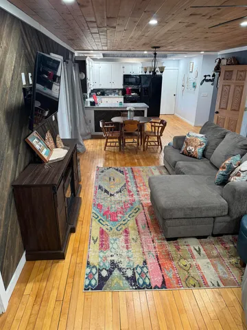 $165,000 | 115 North Grand Street, Livingston, WI 53554