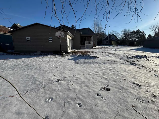 $165,000 | 115 North Grand Street, Livingston, WI 53554