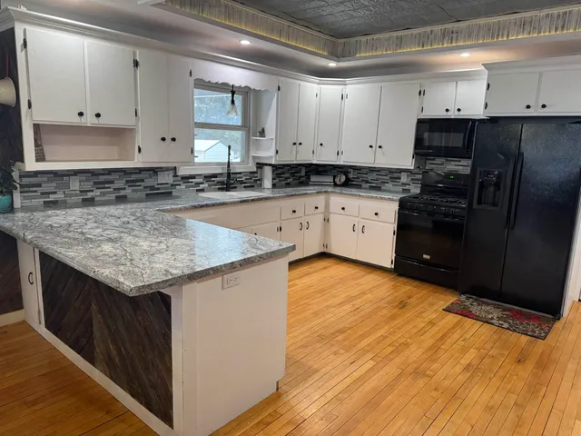 $165,000 | 115 North Grand Street, Livingston, WI 53554