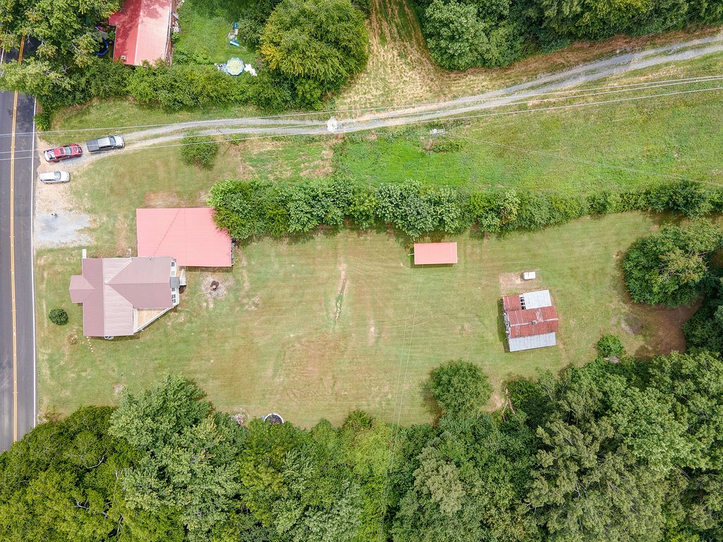251 West Broadacre Road Northwest Dalton, GA 30721 - Photo 5 of 48